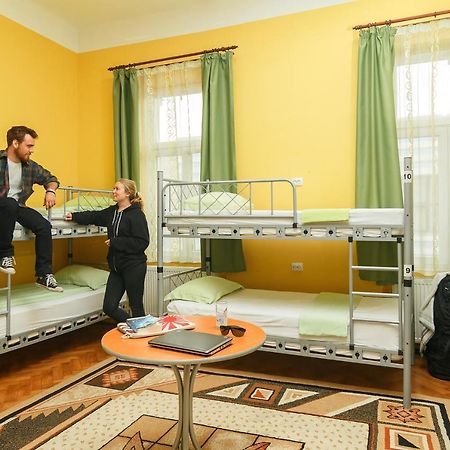 Transylvania Hostel Kluż-Napoka Zewnętrze zdjęcie